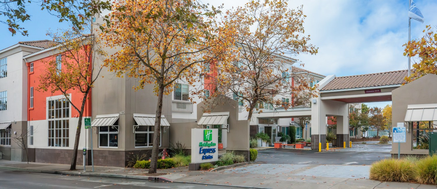 Check Out Holiday Inn Express & Suites Berkeley