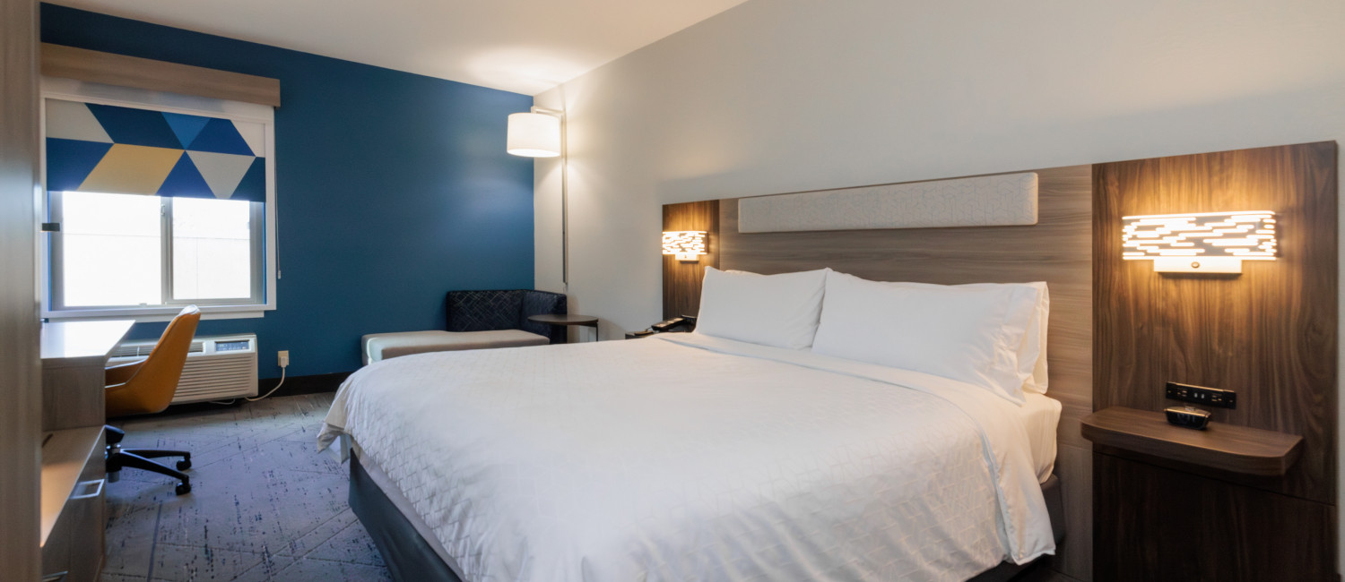 Enjoy A Relaxing Stay In With Our Spacious Guestrooms